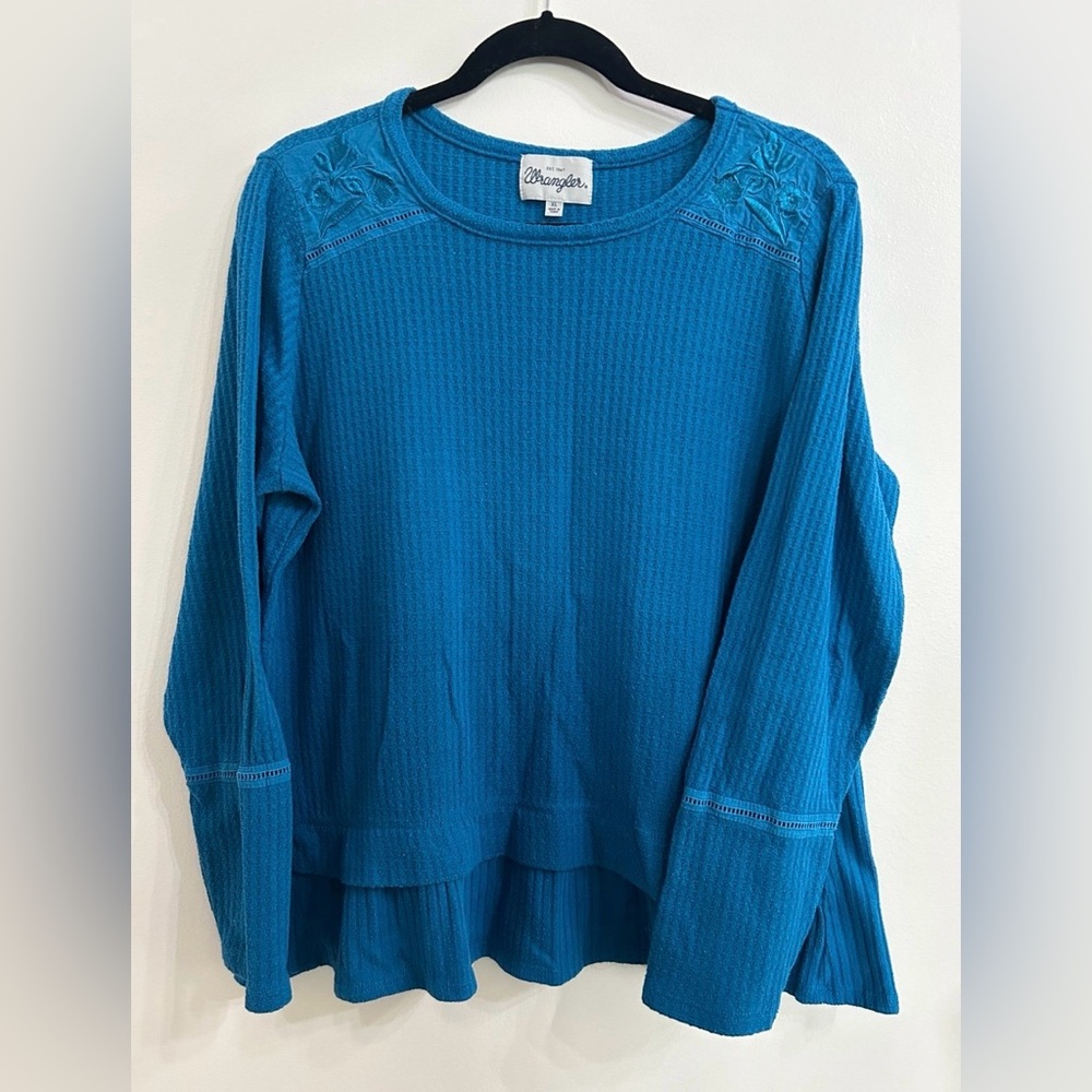 Wrangler Women’s Waffle Knit Long Sleeve Ruffle Shirt Embroidered Blue Size XL